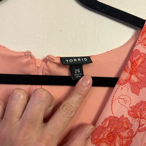 Torrid Floral Georgette Wrap Dress - Picture 4 of 6